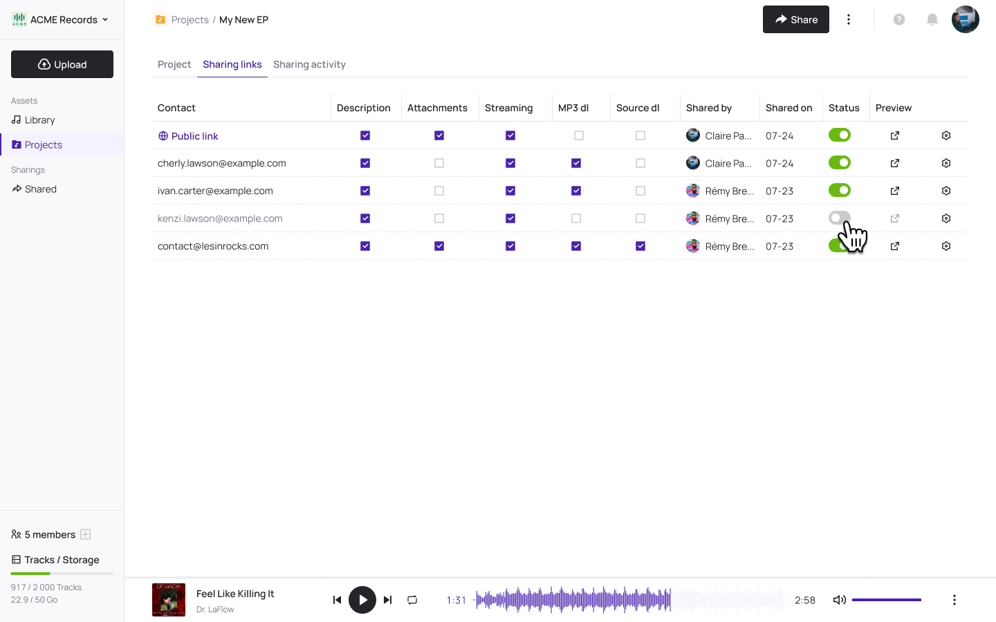 Personalize all your shares in a few clicks. All links are expiration-free.